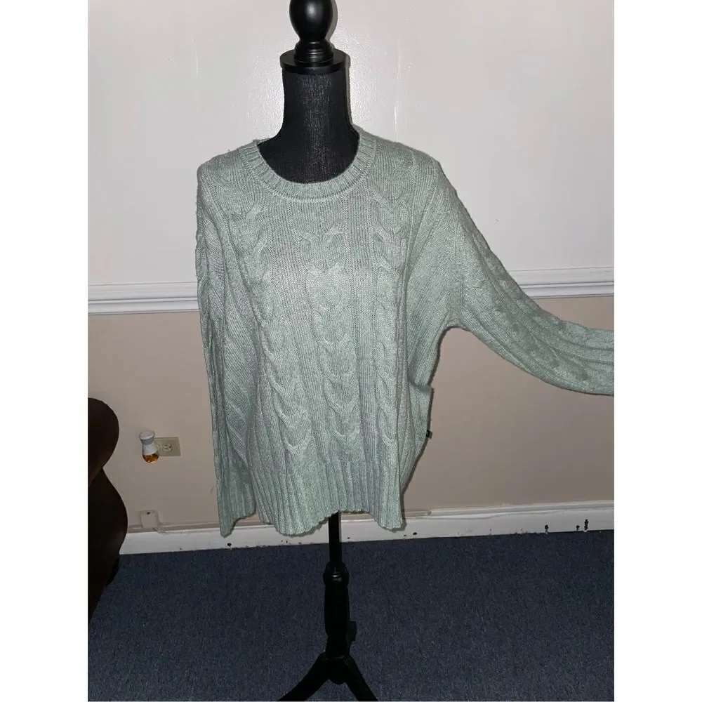NWT Banana Republic Cable Knit Sweater in Green Milieu